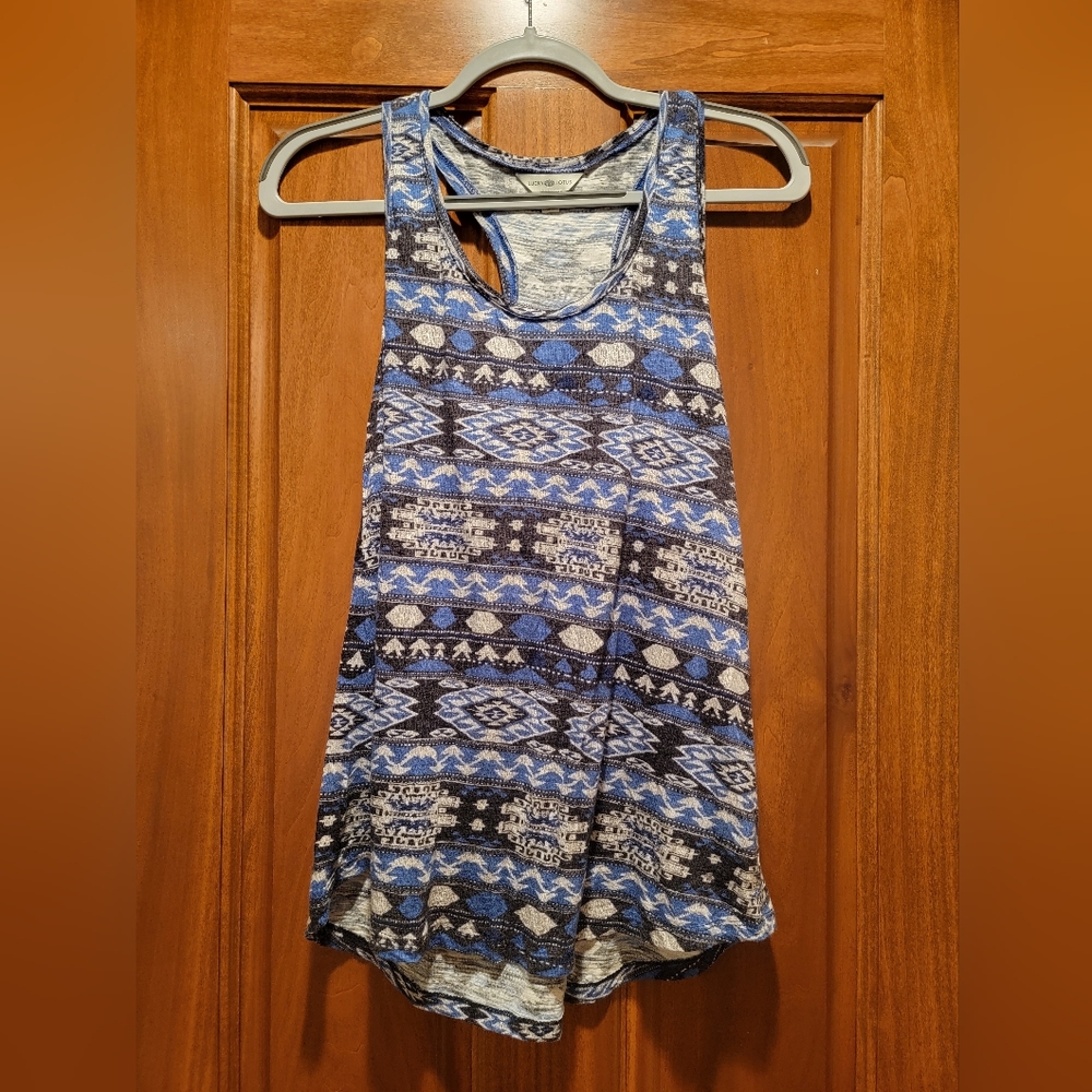 Lucky Lotus Tank Top Size Medium